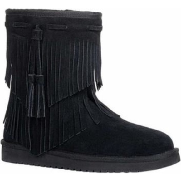 Ugg Black Fringe Boots Nwot 